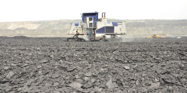 वेस्टर्न कोलफिल्ड्स लिमिटेड (नागपूर) 63.03 दशलक्ष टन वार्षिक कोळसा उत्पादनाचा गाठला टप्पा