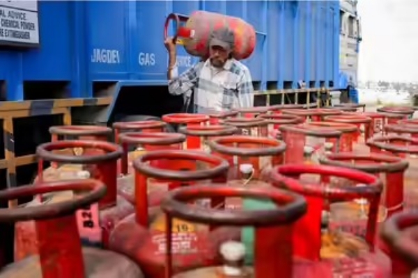 Fuel  LPG Supply Stable Goa Citizens Urged Not Engage Panic Buying