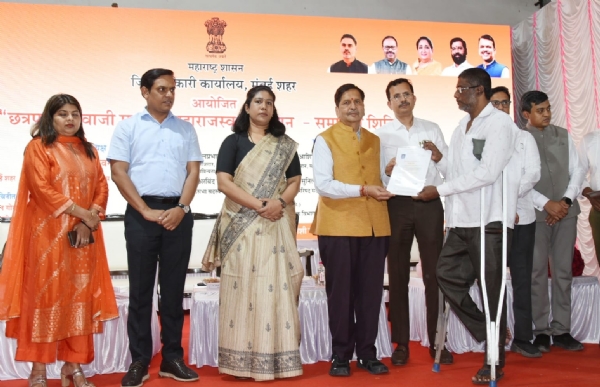 छत्रपती शिवाजी महाराज महाराजस्व अभियानातून  नागरिकांमध्ये शासनाबाबत विश्वासनिर्मिती  -         कौशल्य मंत्री मंगलप्रभात लोढा