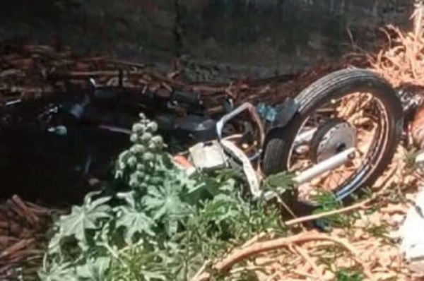 तरुणाचा मृत्यू तरुणाचा मृत्यू