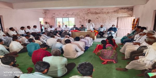 परभणीत दुग्ध व्यवसायाला चालना; दररोज ५० हजार लिटर दूध उत्पादन वाढविण्याचे उद्दिष्ट