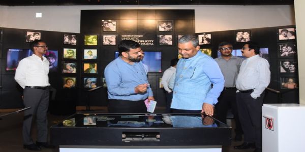 माहिती आणि प्रसारण सचिव चंचल कुमार यांची मुंबईतील एनएफडीसी संकुलाला भेट