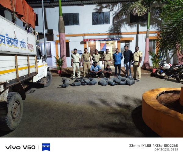 Liquor smugglers exposed; Police film style action in Neral! Liquor smugglers exposed; Police film style action in Neral!