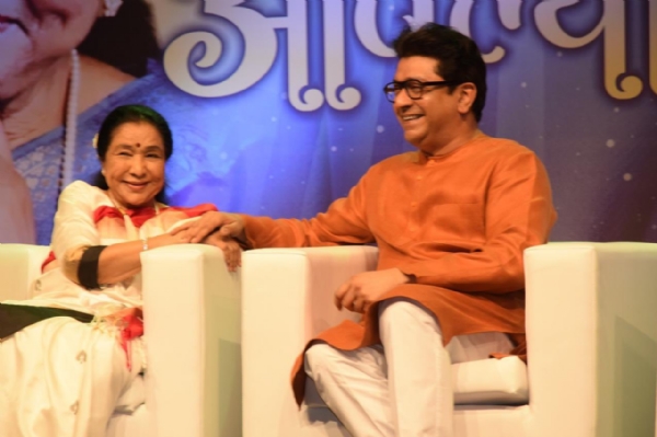 आशा भोसले राज ठाकरे आशा भोसले राज ठाकरे