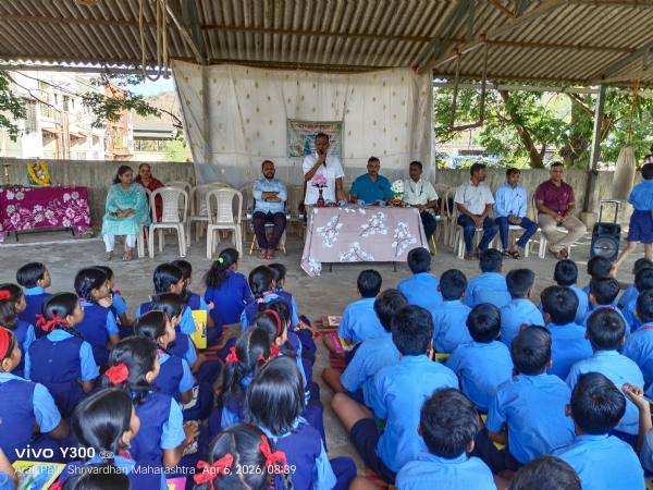 Students-creativity-gets-a-bo