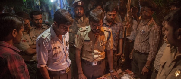 पोलीस कारवाई