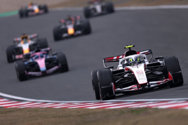 फॉर्म्युला वन शर्यतीचा संग्रहित फोटो फॉर्म्युला वन शर्यतीचा संग्रहित फोटो