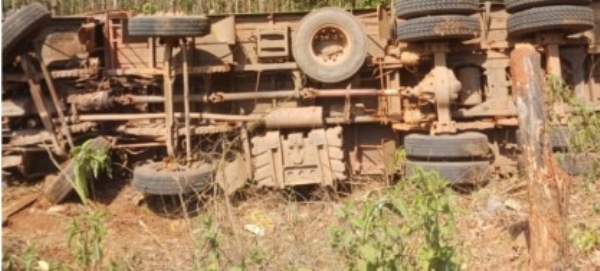 संगमेश्वर ट्रक अपघात संगमेश्वर ट्रक अपघात