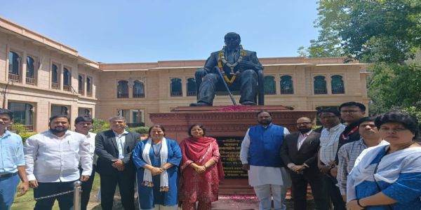 राजधानीत डॉ. बाबासाहेब आंबेडकर यांच्या १३५ व्या जयंतीनिमित्त अभिवादन