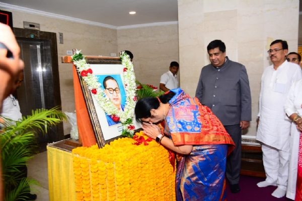 मुंबई मुंबई