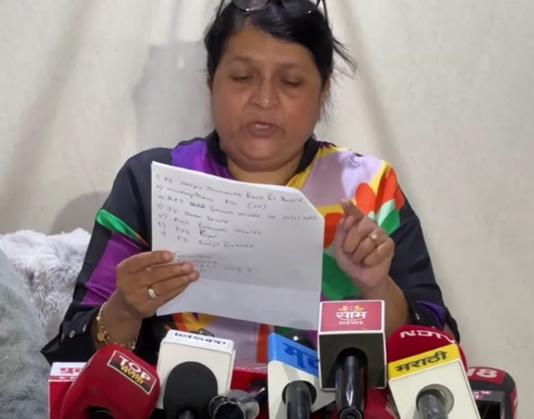 Anjali Damania Releases Call Detail Records Kharat Case