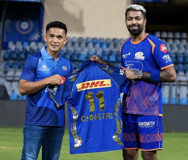 सुनील छेत्री आणि हार्दिक पंड्या