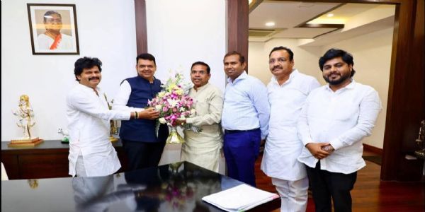 शासकीय नोकरभरतीच्या प्रक्रियेत सुधारणा; आ. अभिमन्यू पवार यांनी मानले मुख्यमंत्र्यांचे आभार