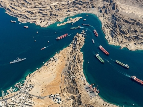 ४८ दिवसांनंतर होर्मुजची सामुद्रधुनी खुली; इराणकडून व्यापारी जहाजांना प्रवासाची परवानगी जाहीर