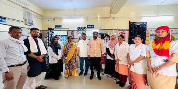 परभणी - दर्गा रोड प्राथमिक आरोग्य केंद्राची महापौर इकबाल यांची पाहणी
