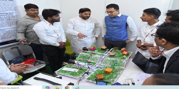 विद्यार्थ्यांच्या संकल्पनांतून सोलापूर शहराच्या विकासाला नवी दिशा मिळेल : महापौर