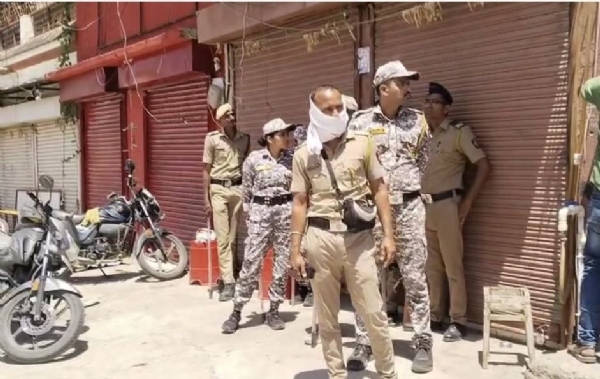 लैंगिक शोषण आरोपी अयान अहमदच्या घराजवळील दुकाने रिकामी