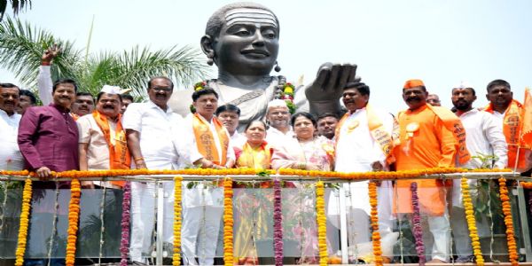 पुणे - महात्मा बसवेश्वर यांच्या व्यापक विचारसरणीचा वारसा सर्वांनी जोपासावा - महापौर लांडगे