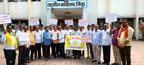 पत्रकारांच्या प्रश्नावर राज्यभर आंदोलन करणार - विजय चोरडिया -तहसिलदार मार्फत मुख्यमंत्र्यांना पाठविले निवेदन