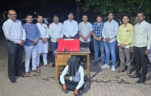 पोलीस कारवाई