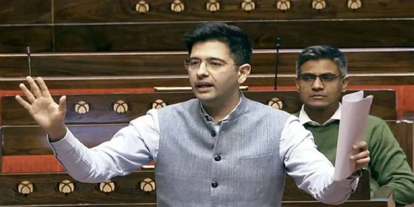 राज्यसभेत राघव चड्ढांना हटवून आपकडून अशोक मित्तल यांची उपनेतेपदी नियुक्ती