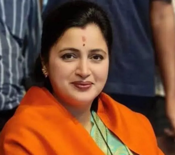 “हुमायूं कबीर यांच्या सात पिढ्यांनी प्रयत्न केला तरी पश्चिम बंगालच नव्हे तर देशात बुरखा परिधान करणारी व्यक्ती महापौर किंवा मुख्यमंत्री होऊच शकत नाही - नवनीत राणा यांचे वक्तव्य