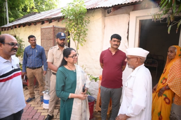 अमरावतीत सांडपाणी, अतिक्रमण आणि बेघर निवारा केंद्राची आयुक्त वर्षा लड्डा यांची पाहणी