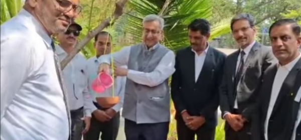 न्यायालय परीसर