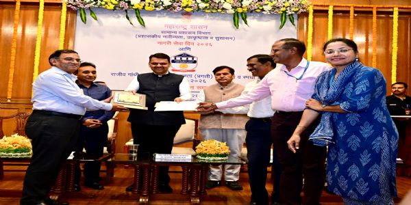 ‘झिरो ब्युरोक्रसी’कडे शासनाची वाटचाल; प्रशासनाने ‘स्टार्टअप’सारखे काम करावे — मुख्यमंत्री