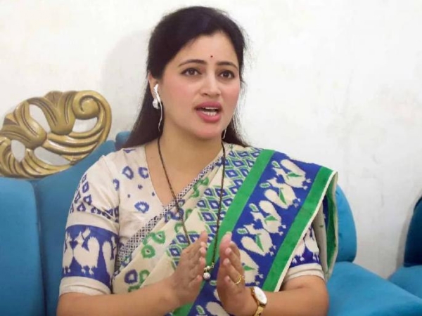 नवनीत राणा यांच्यावर गुन्हा दाखल करण्याची मागणी सर्वपक्षीय संघटनांचे पोलीस अधीक्षकांना निवेदन