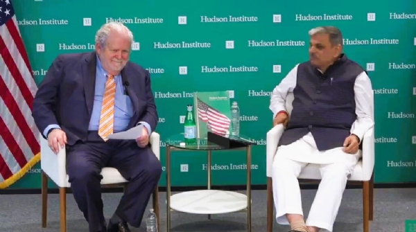 अमेरिकेतील हडसन युनिव्हर्सिटीमध्ये आयोजित एका  कार्यक्रमात बोलताना होसबळे