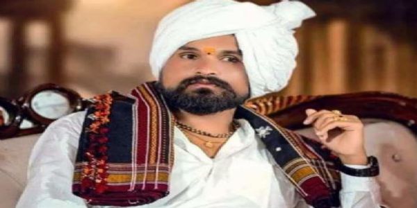 सोलापुरात भोंदूबाबा मनोहर भोसले अटकेत