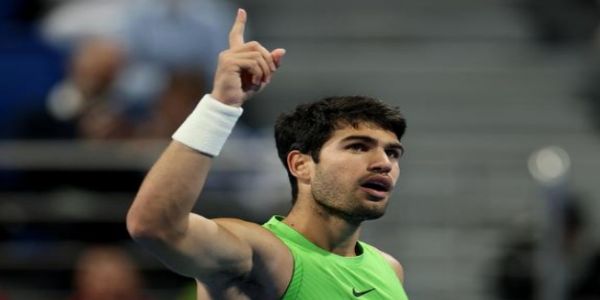 स्पेनच्या कार्लोस अल्कारजची फ्रेंच ओपनमधून माघार