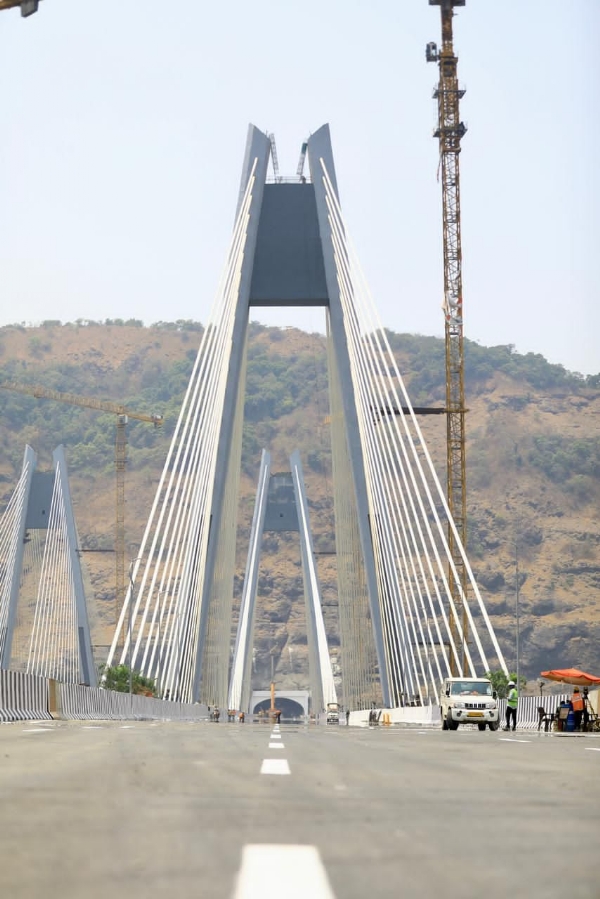 मिसिंग लिंक