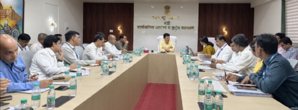 आरोग्य मंत्री प्रकाश आबिटकर