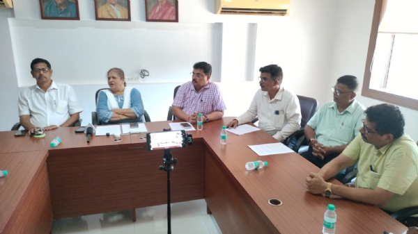 अभ्यंकर कुलकर्णी कनिष्ठ महाविद्यालय सुवर्ण महोत्सव पत्रकार परिषद