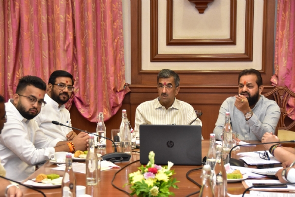 शंभूराजे देसाई