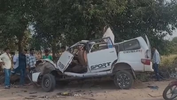 म.प्रदेश: नर्मदापूरममध्ये वाहनाची ट्रॅक्टर-ट्रॉलीला धडक; पाच जणांचा मृत्यू