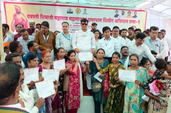 आ.रवी राणा यांच्या पुढाकारातून ‘महाराजस्व अभियान’ विशेष शिबिर यशस्वी; ७५०० लाभार्थ्यांना ७.४० कोटींचा लाभ