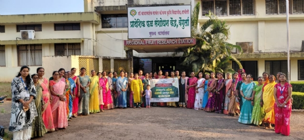 शेतकरी महिलांचा वेंगुर्ला अभ्यास दौरा