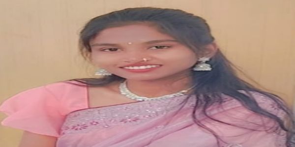 जळगावमध्ये वाळूच्या डंपरने घेतला बी. फार्मसी विद्यार्थिनीचा जीव; दुसरी गंभीर जखमी