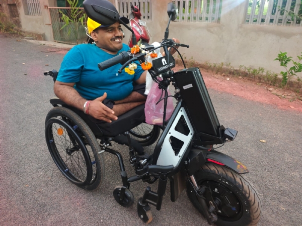 दिव्यांग रघुनाथ गोरे