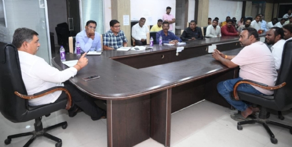 महापौर श्रीचंद तेजवाणी यांची स्वच्छता आढावा बैठक