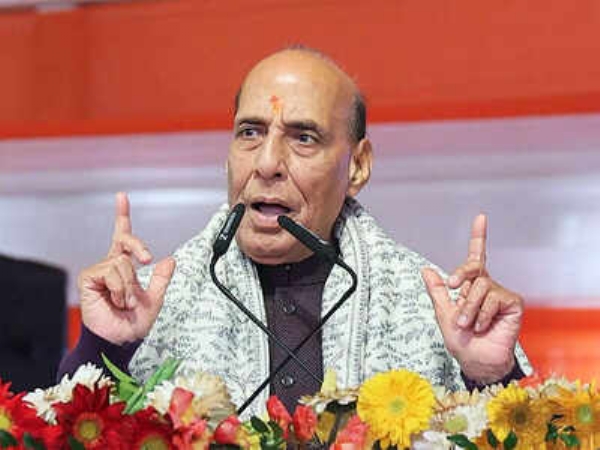 पाकिस्तानविरुद्ध दीर्घ लढ्यास भारत तयार – राजनाथ सिंह