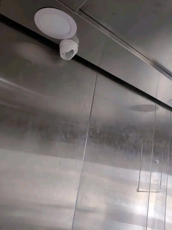 परभणी रेल्वे स्थानकावर तोडफोड; कर्मचाऱ्यावर हल्ला