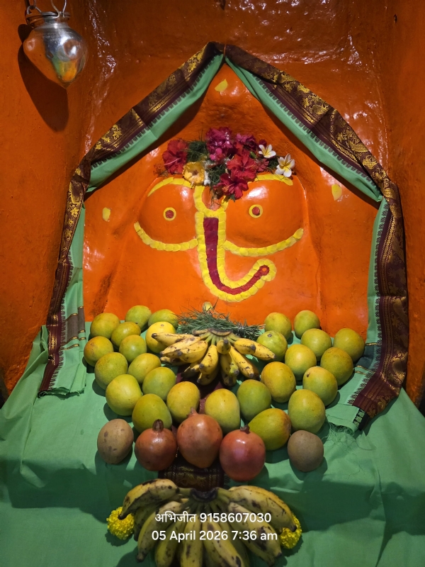 गणपतीपुळ्यातील आंब्याची सजावट गणपतीपुळ्यातील आंब्याची सजावट