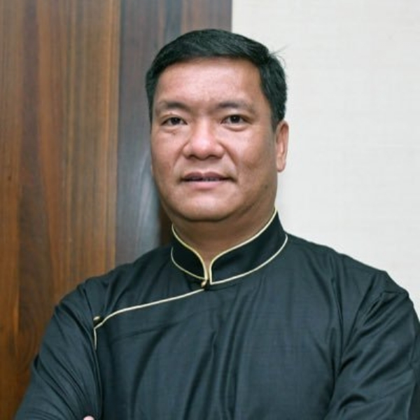 अरुणाचल प्रदेशचे मुख्यमंत्री पेमा खांडू