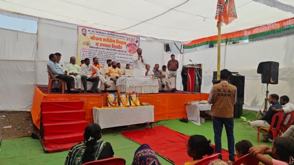 चंद्रपूर: धानोरा येथे निशुल्क भव्य आरोग्य शिबिराचे आयोजन; दीड हजार नागरिकांनी घेतला लाभ