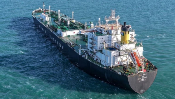 २० हजार टन एलपीजी घेऊन ‘ग्रीन आशा’ जहाज होर्मुझ सामुद्रधुनीतून सुरक्षित बाहेर