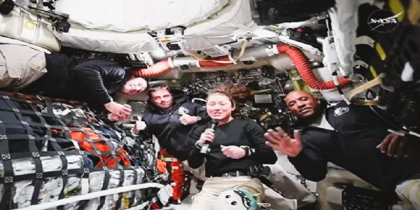 नासाचे आर्टेमिस II मिशन चंद्राच्या जवळ पोहोचले